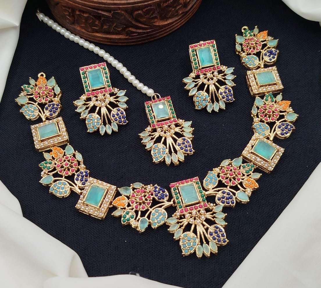 Nauratan set