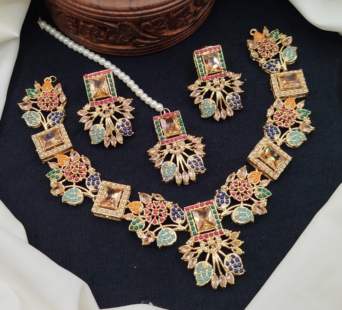 Nauratan set