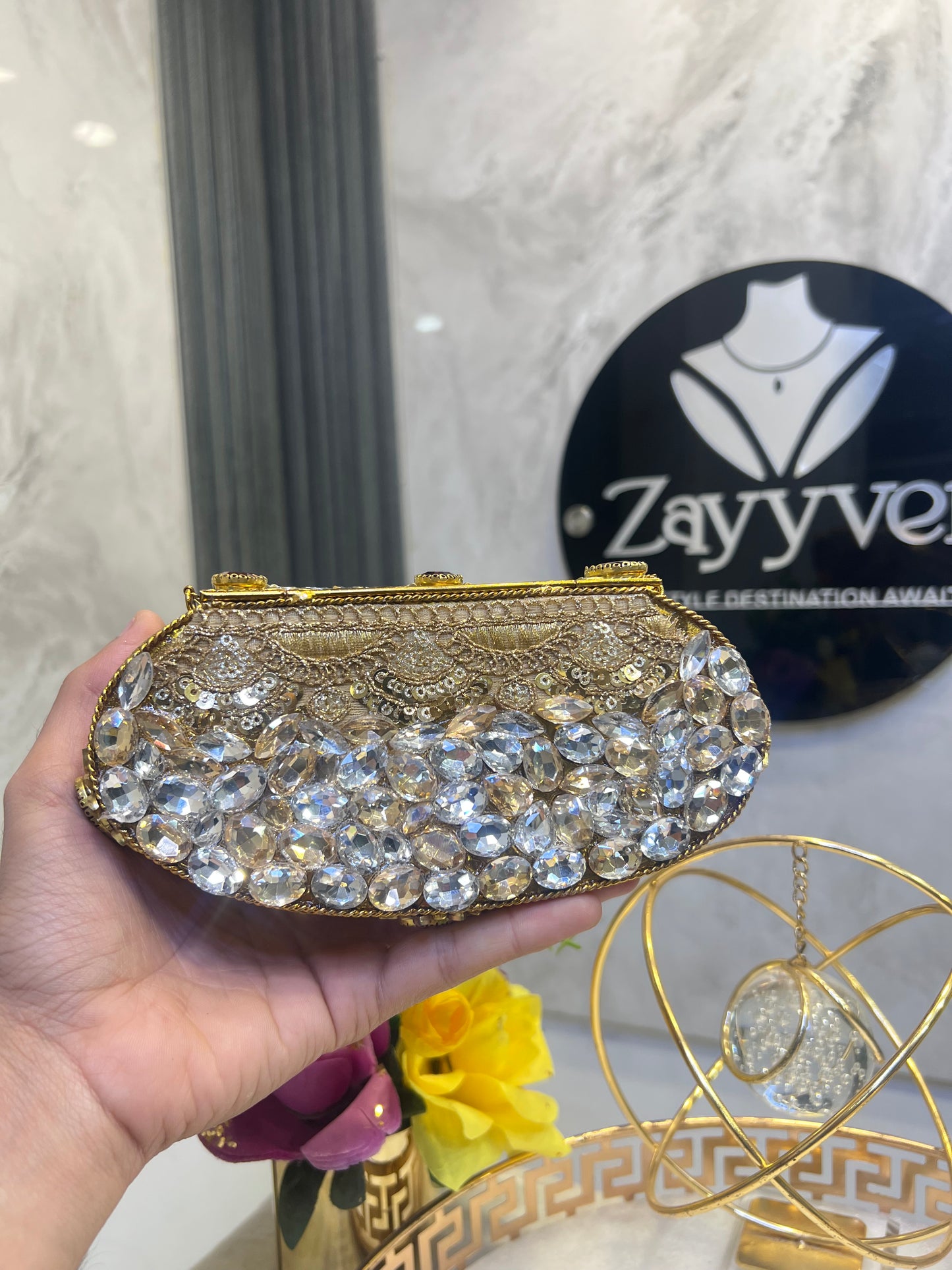 Kundan Clutch