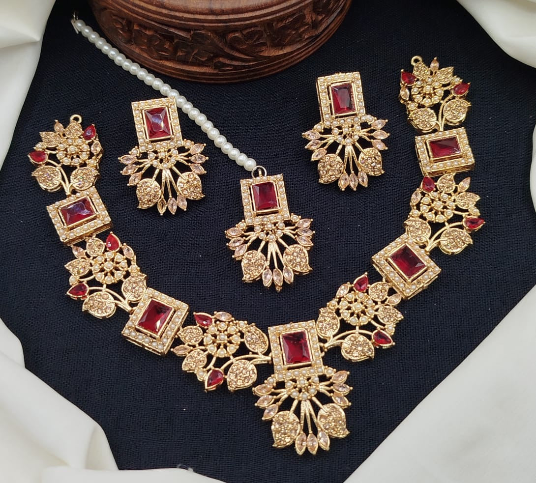 Nauratan set