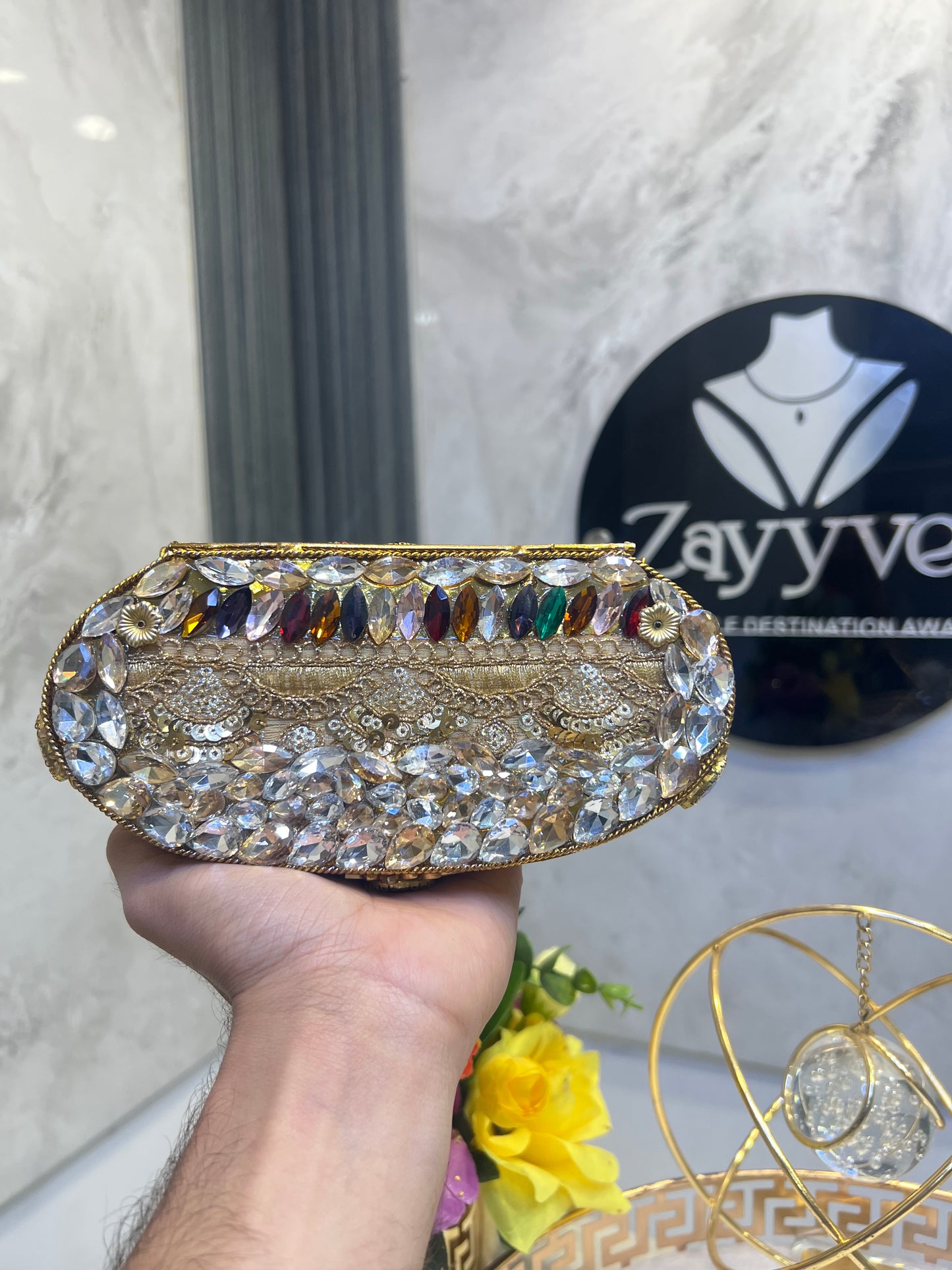 Kundan Clutch