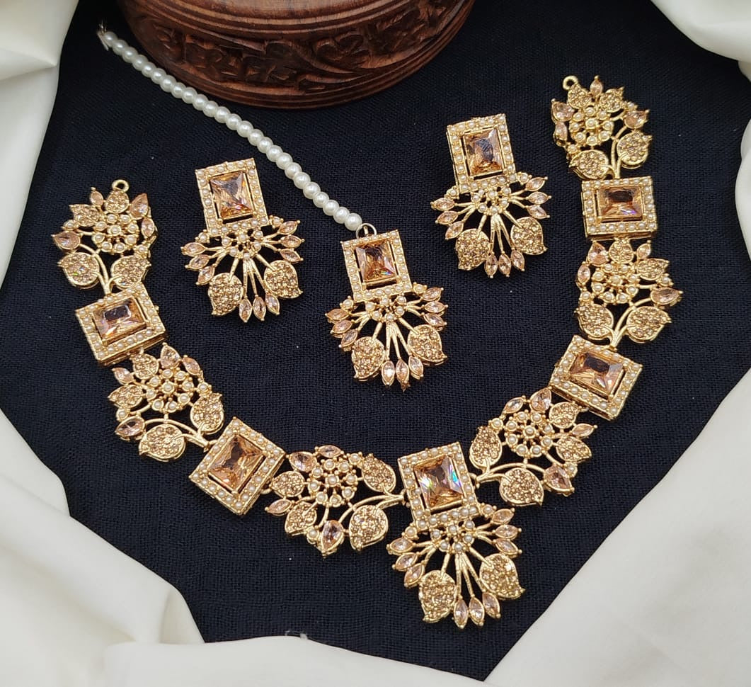 Nauratan set