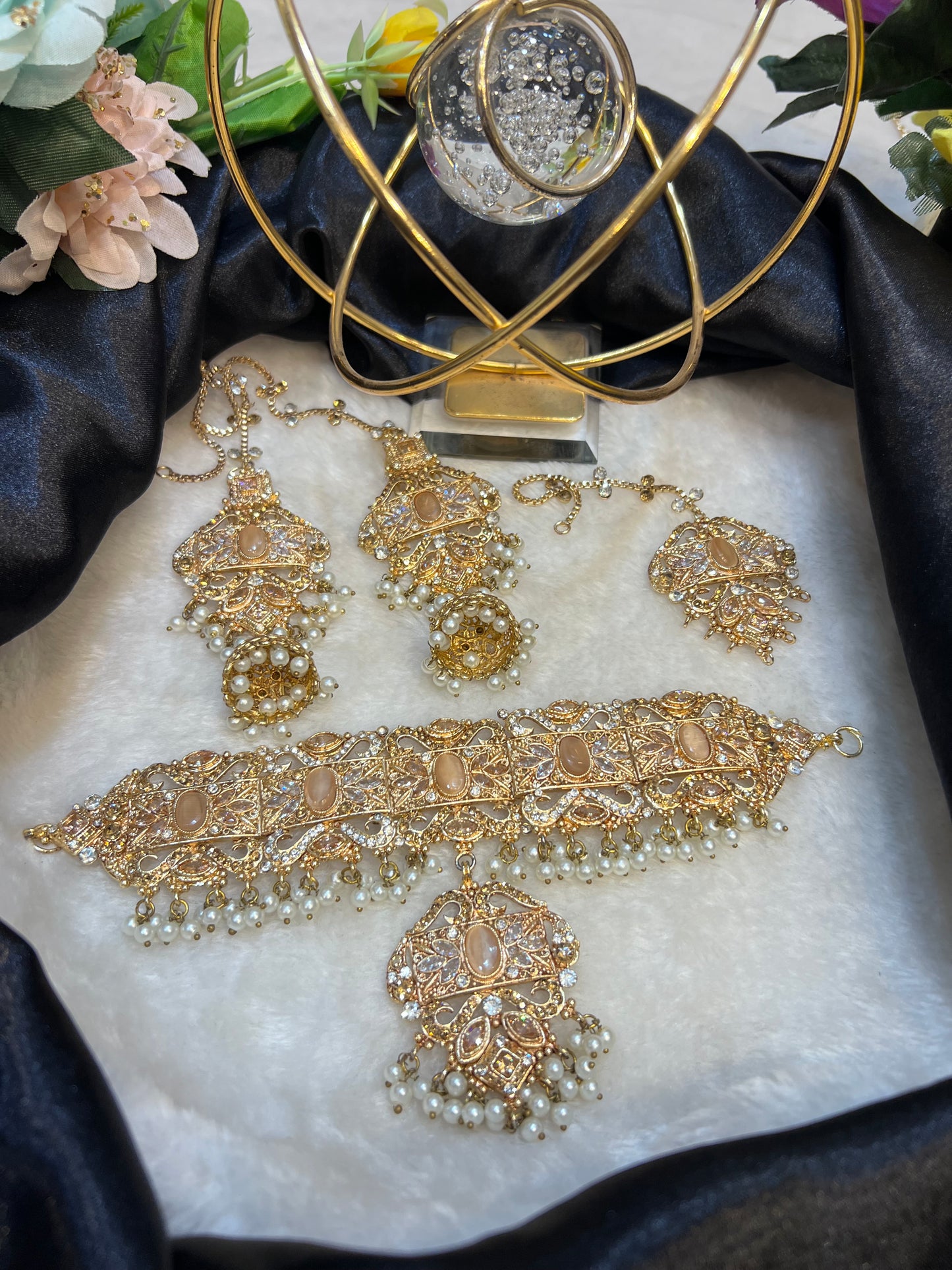 Golden Choker