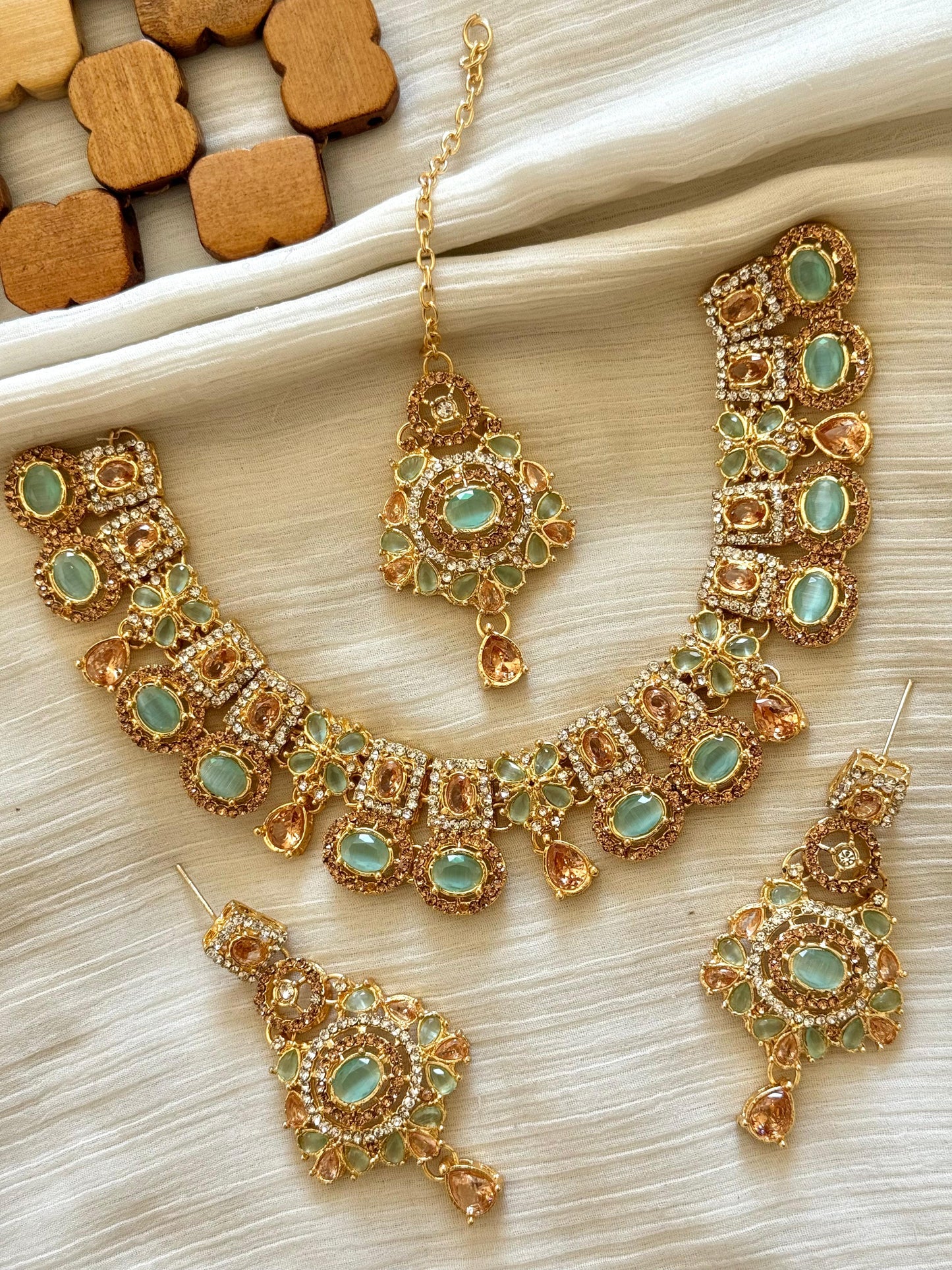 Necklace Set