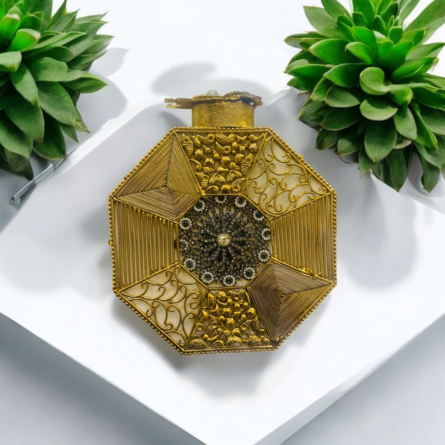 Turkish Clutch