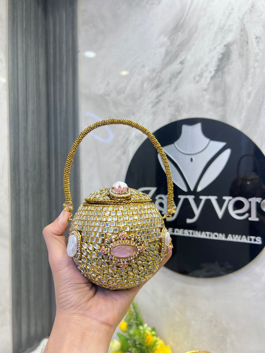Kundan Clutch