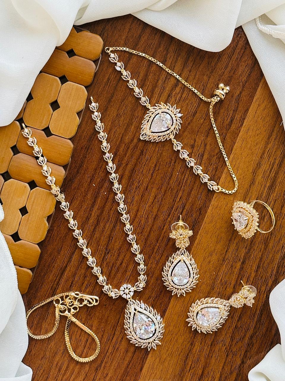 Zircon Combo Set