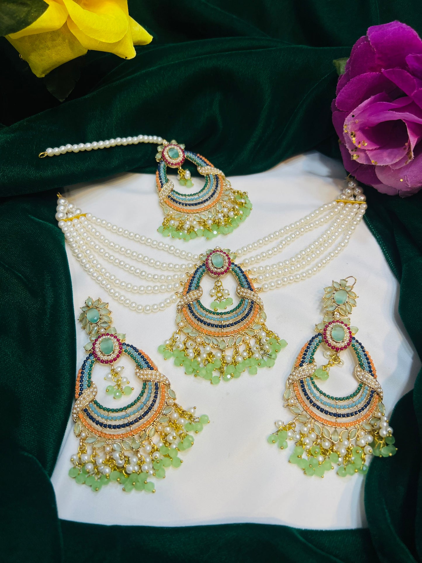 Nauratan set