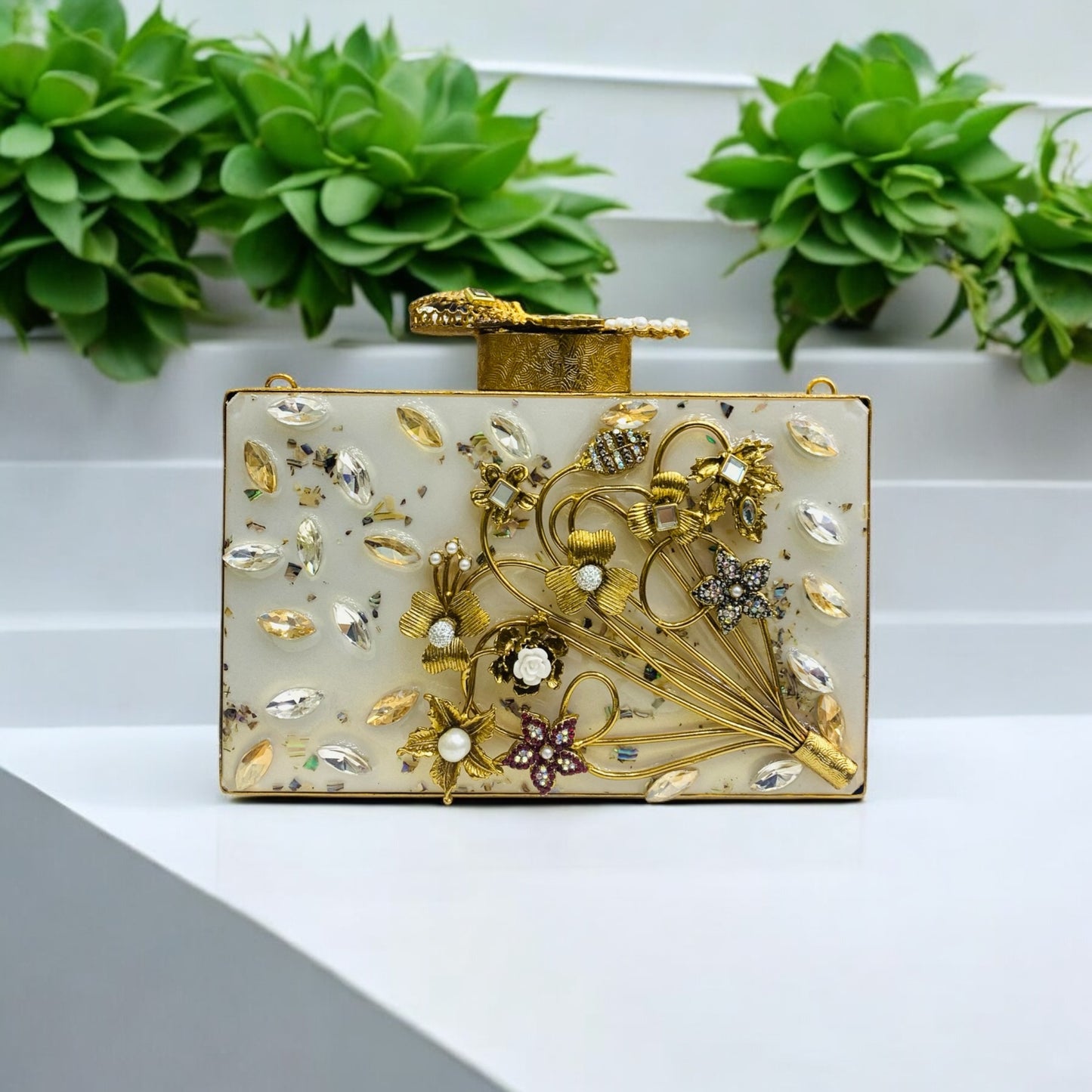 Turkish clutch