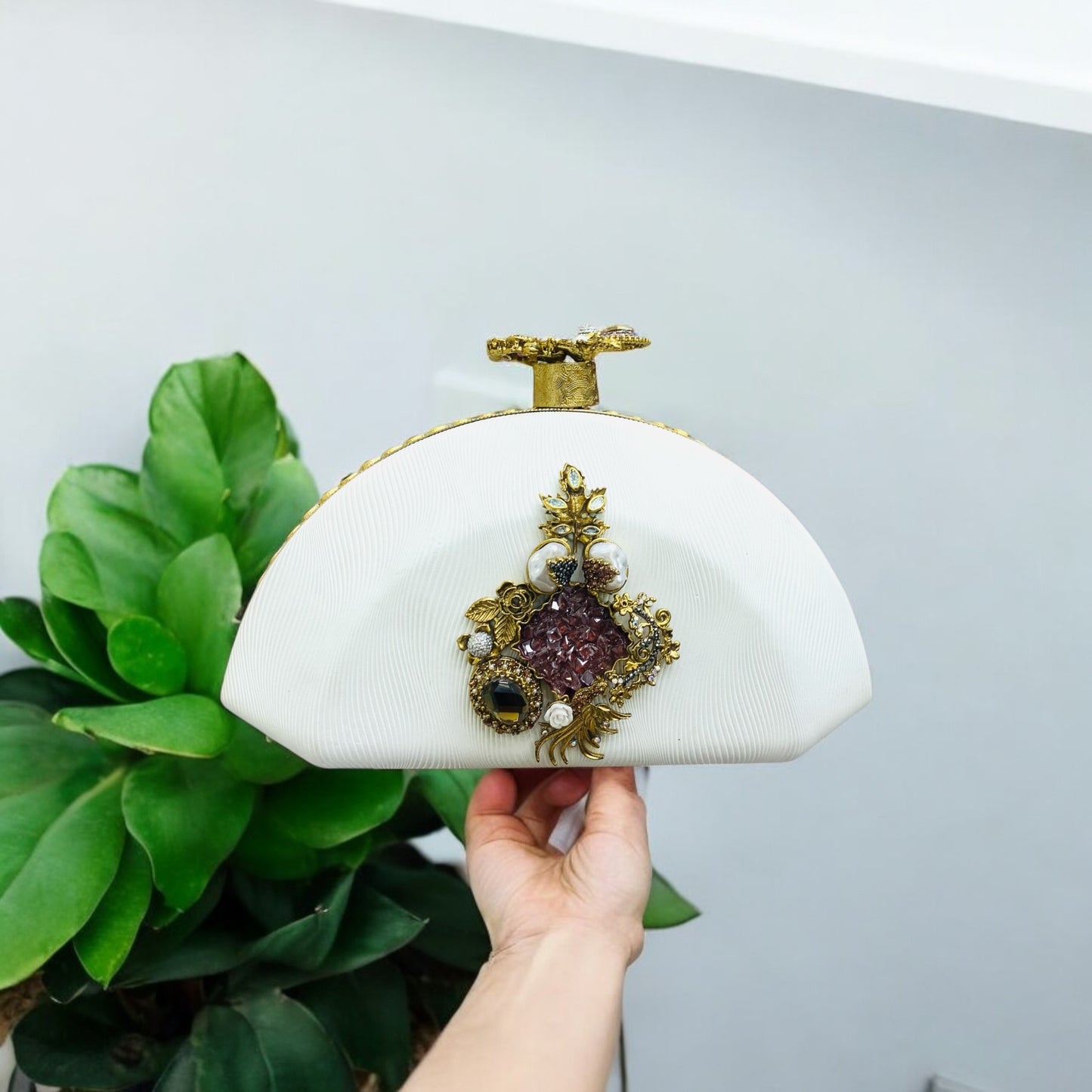 Turkish Clutch
