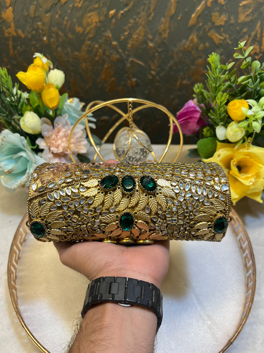 kundan  Clutch