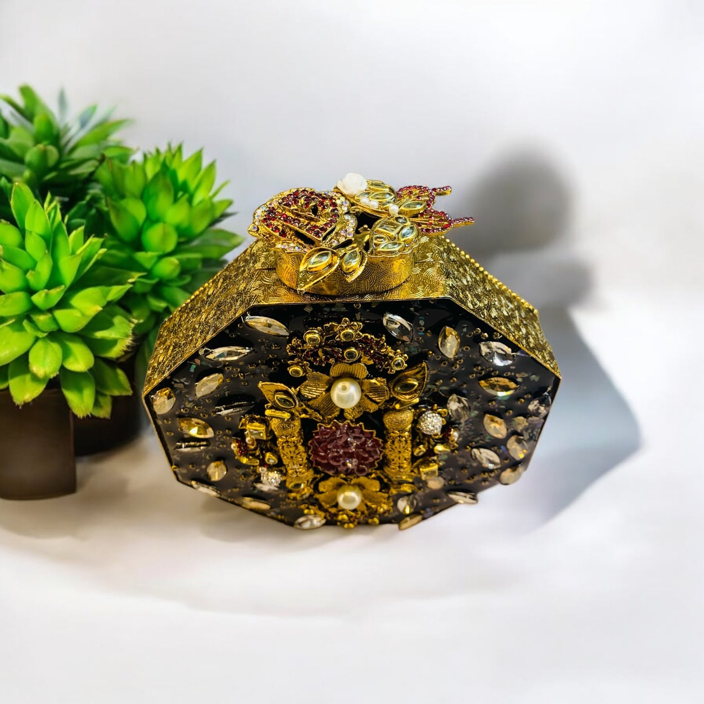 Turkish Clutch