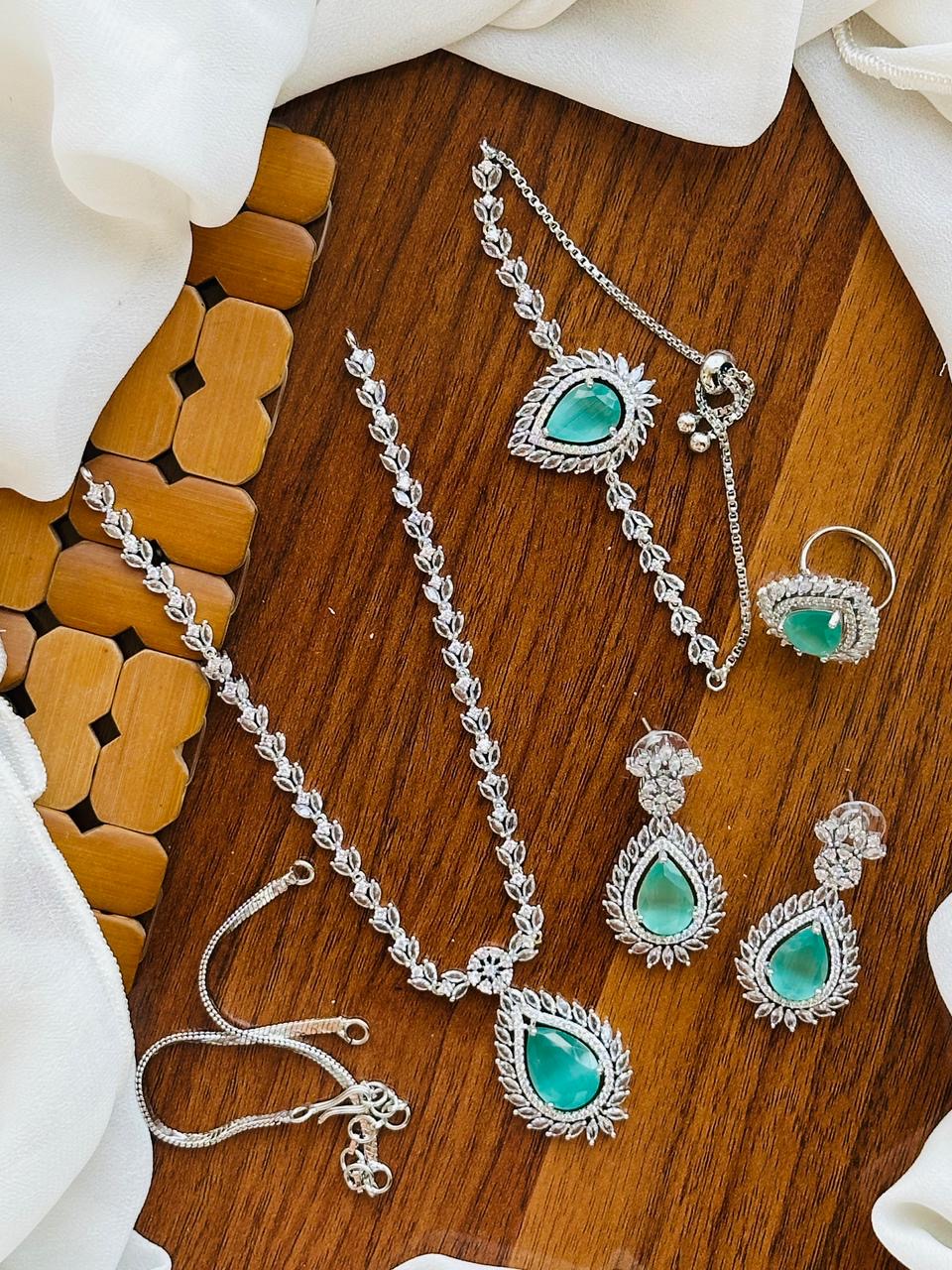 Zircon Combo Set