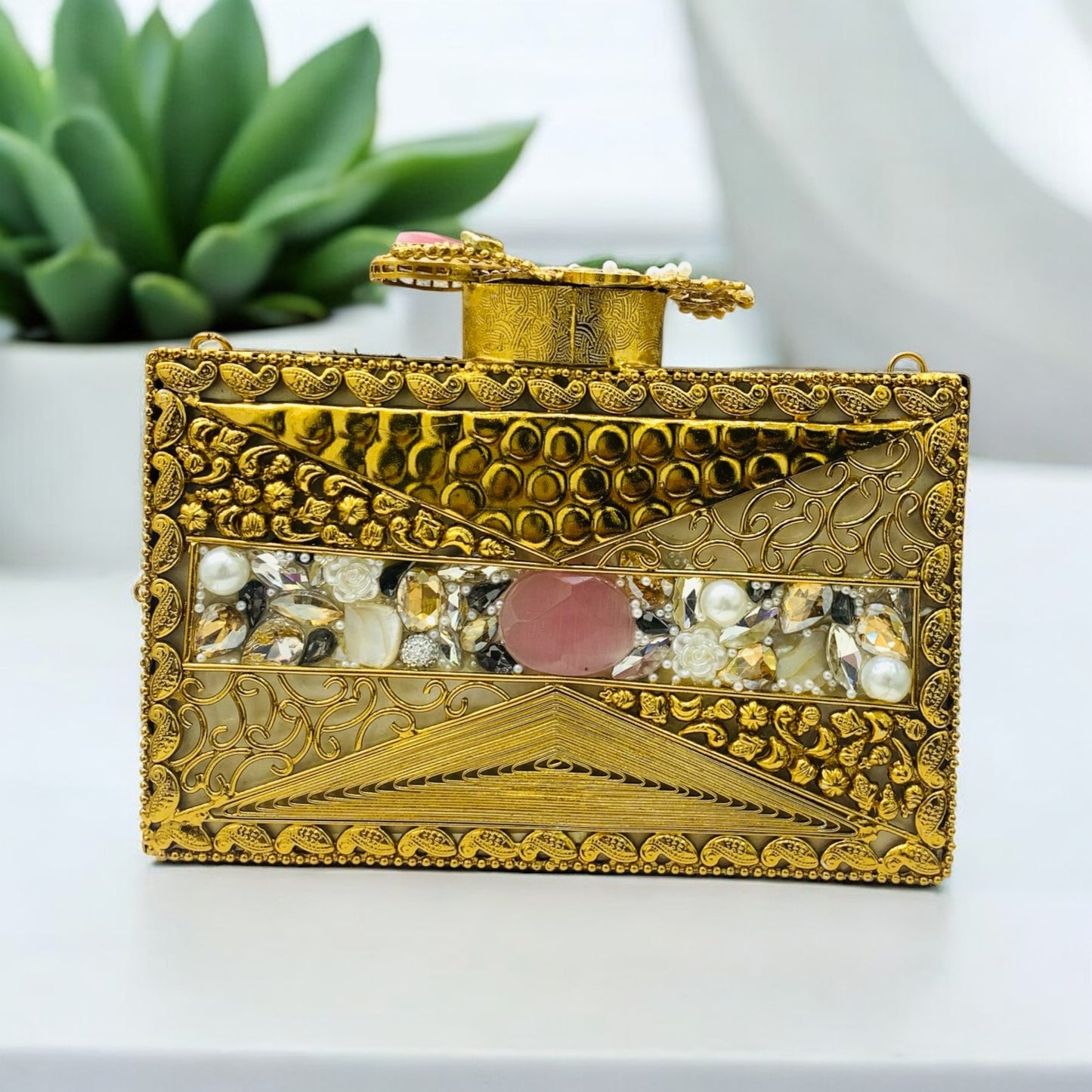 Turkish Clutch