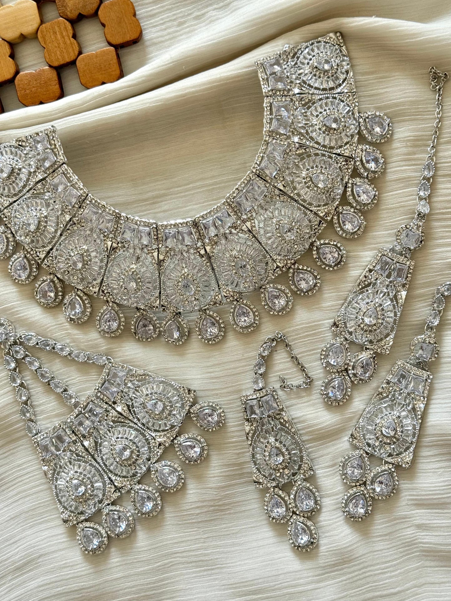 Bridal set