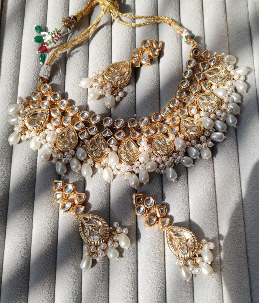 Kundan Necklace Set