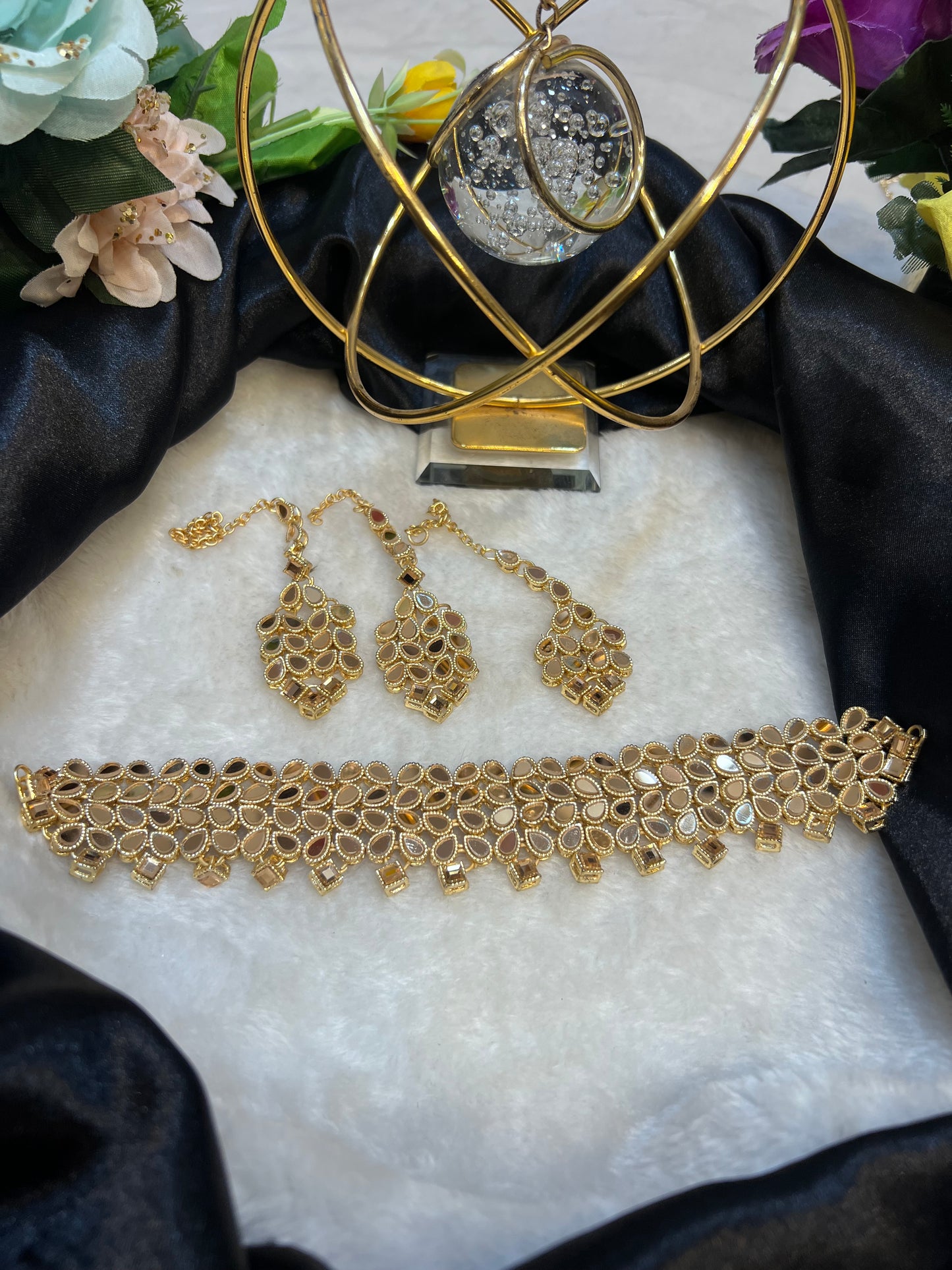 Kundan Choker