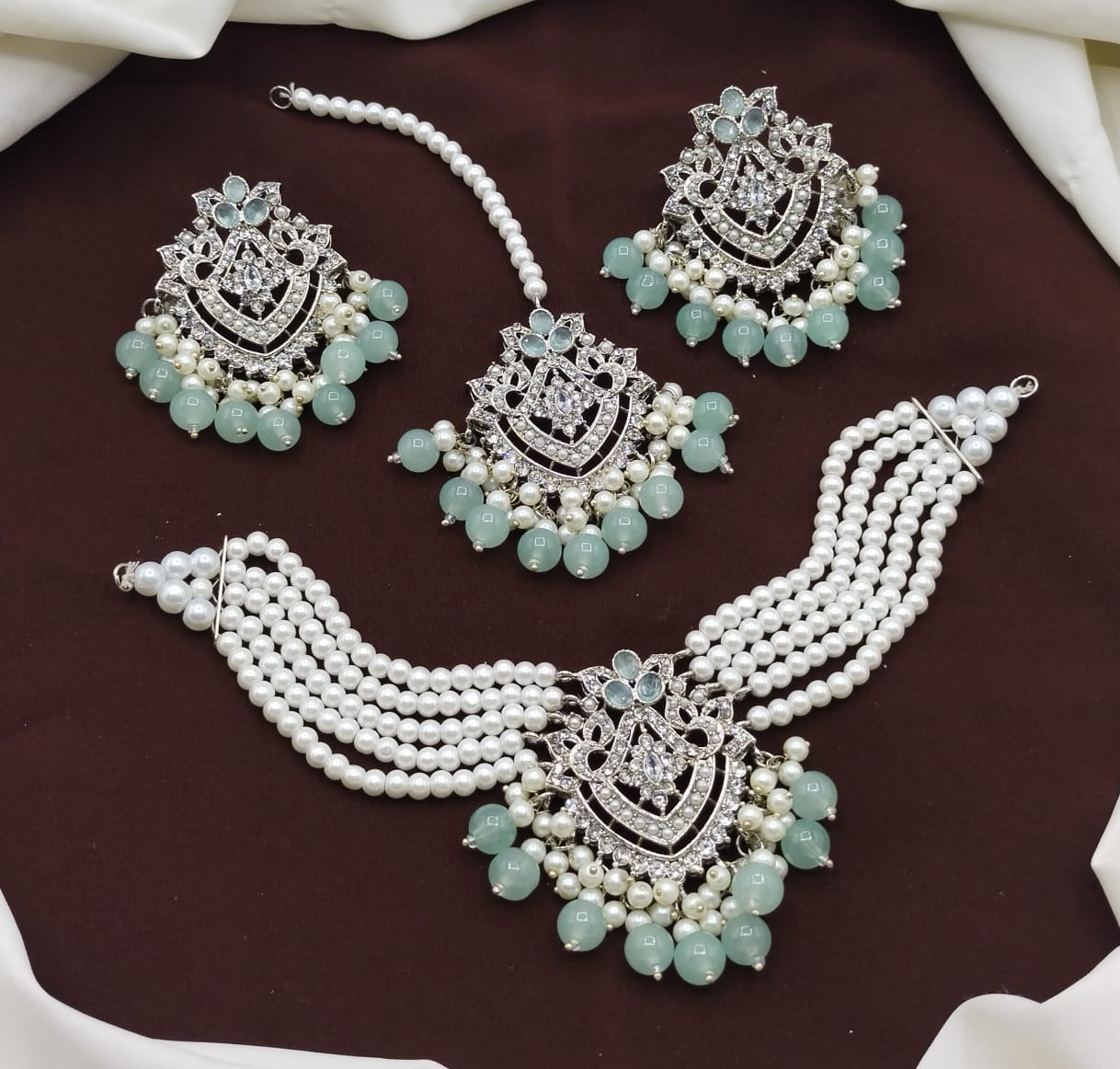 Perl Chukkar Set