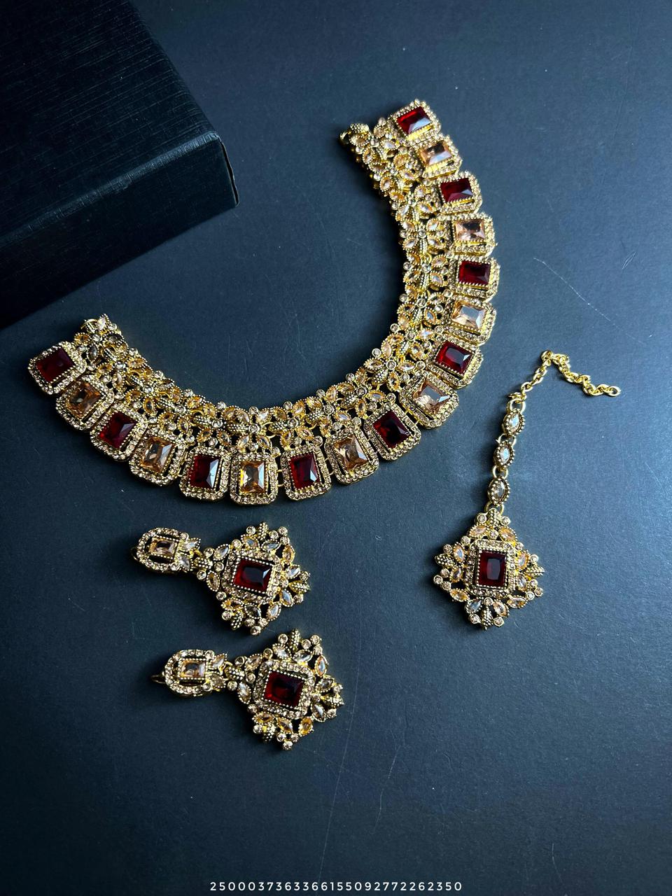 Necklace Set