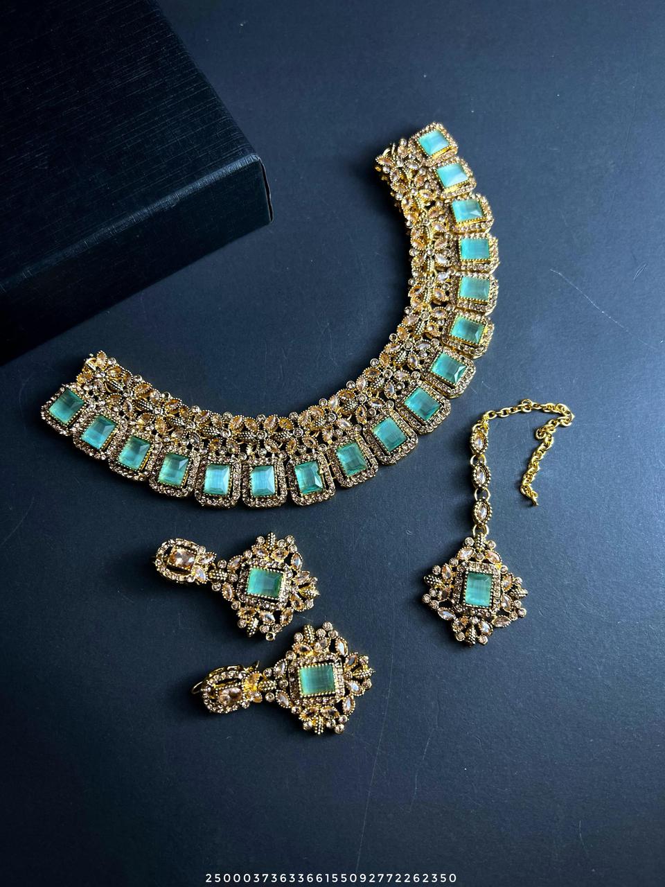 Necklace Set