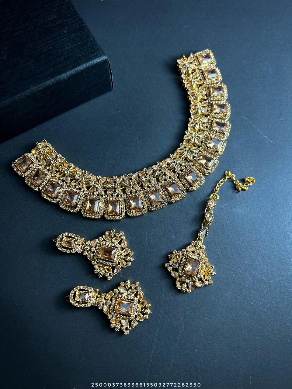 Necklace Set