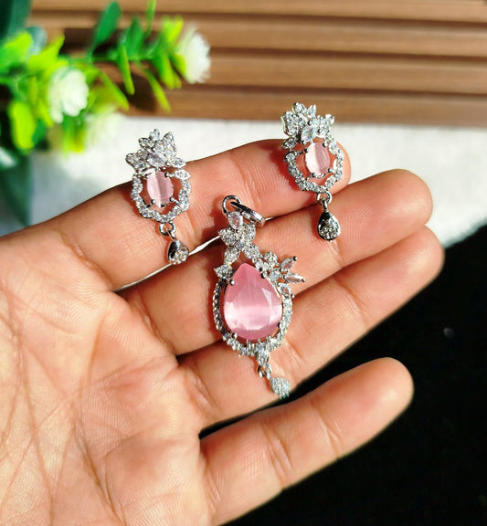 Zircon Pendant Set