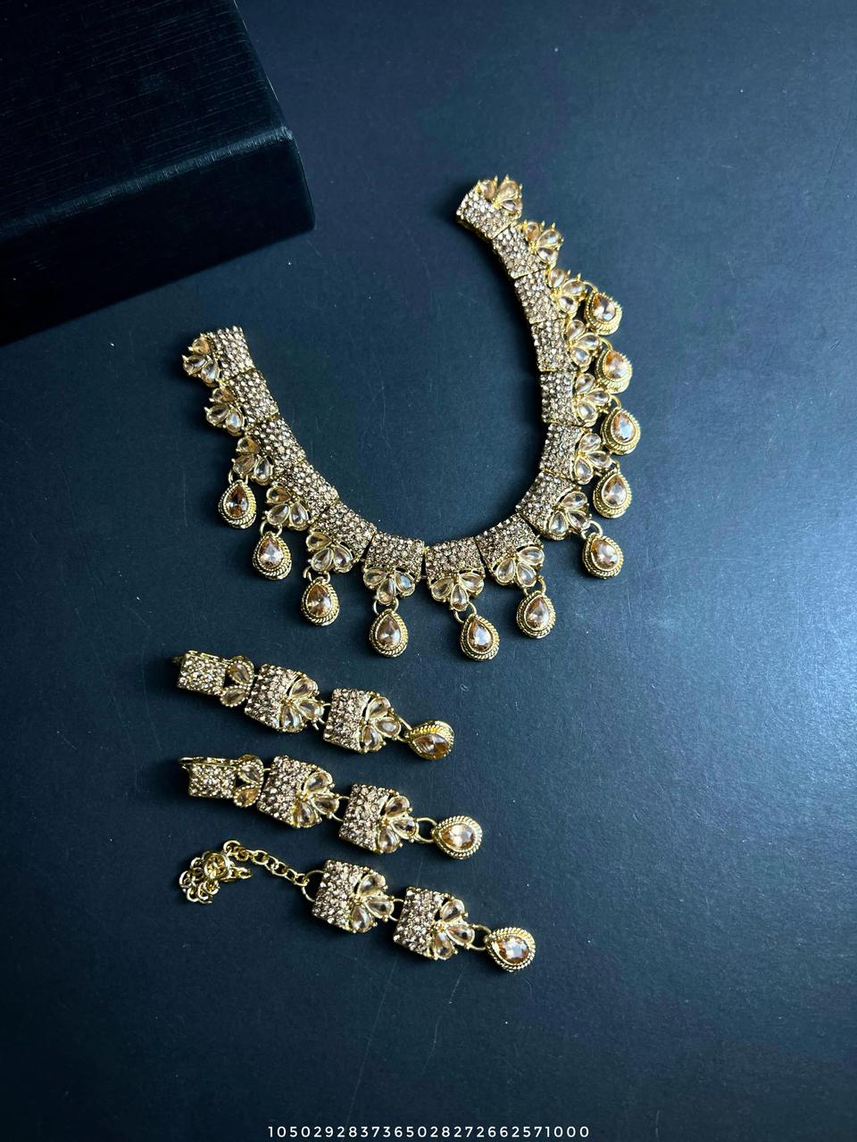 Necklace Set