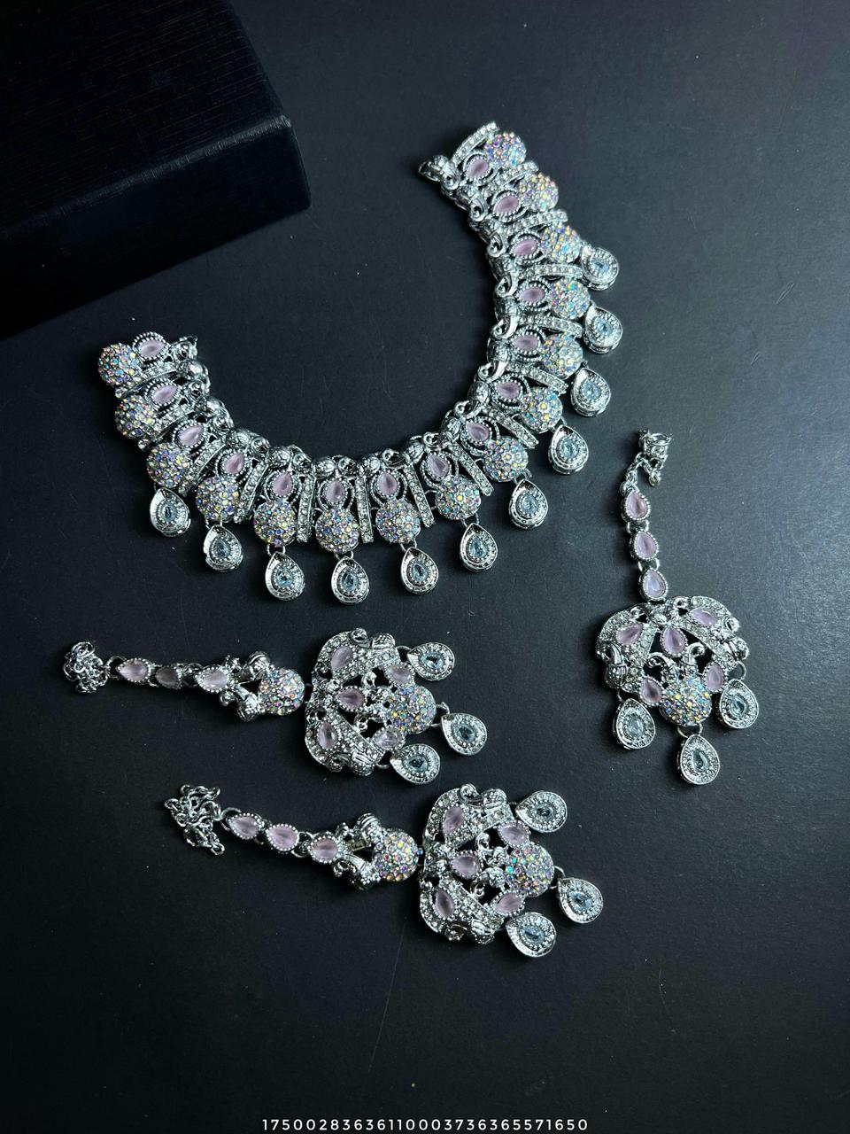 Necklaace Set