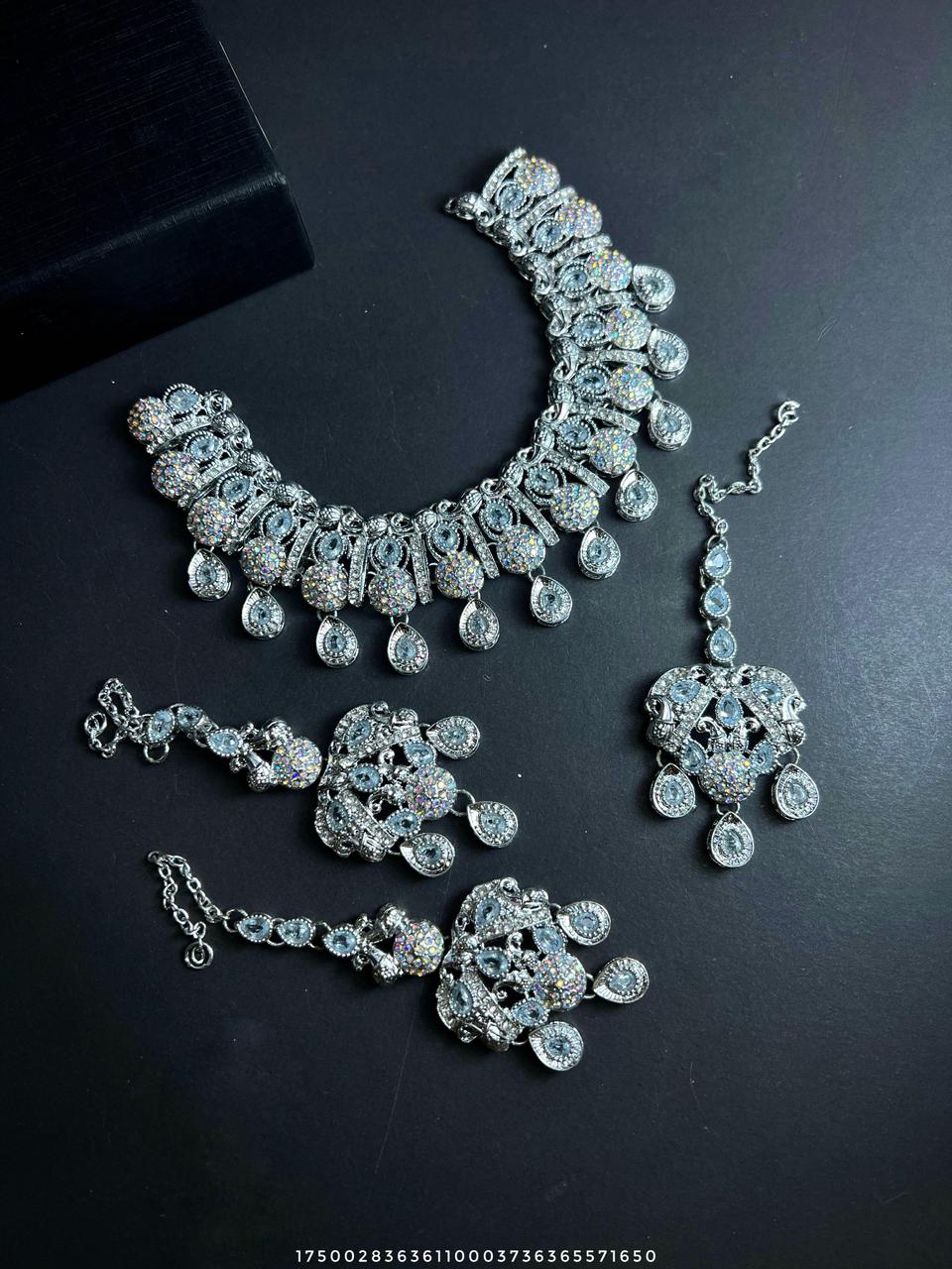 Necklaace Set