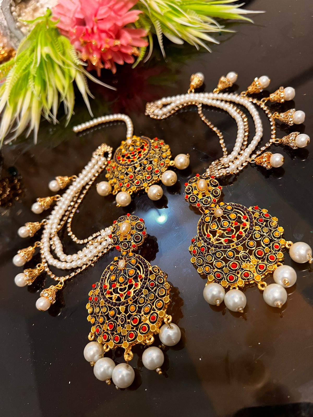 Nauratan Earrings Tika