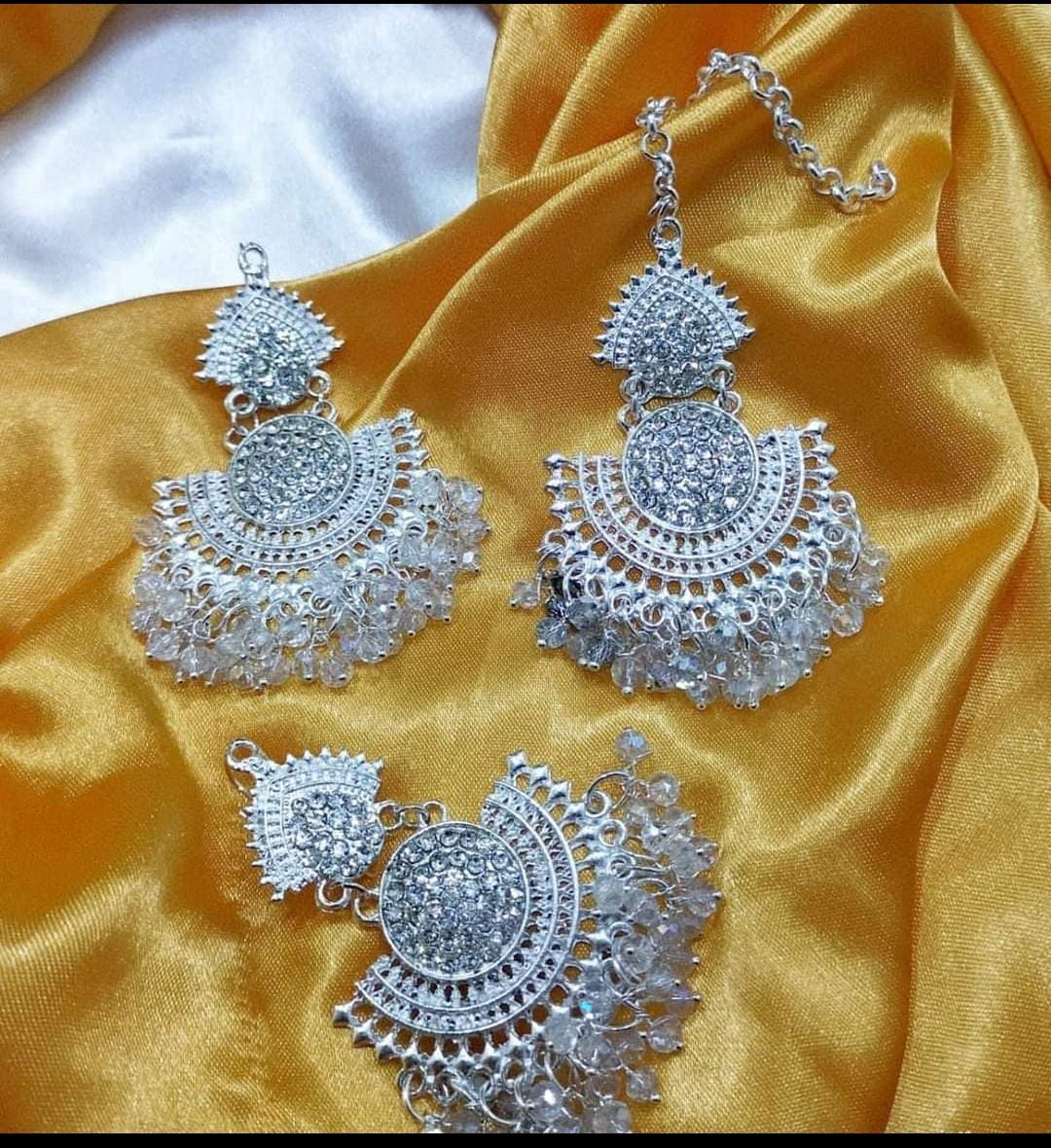 Earring Tika