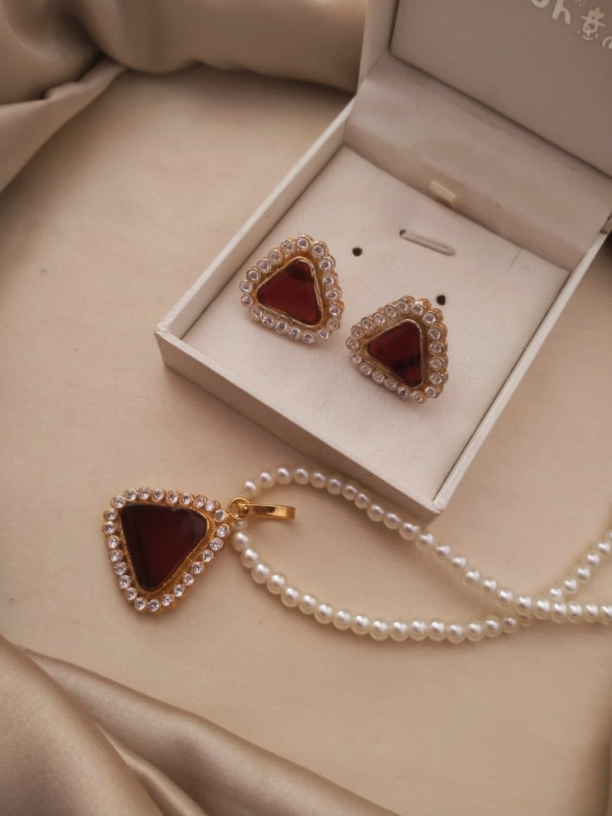 Pendant Set