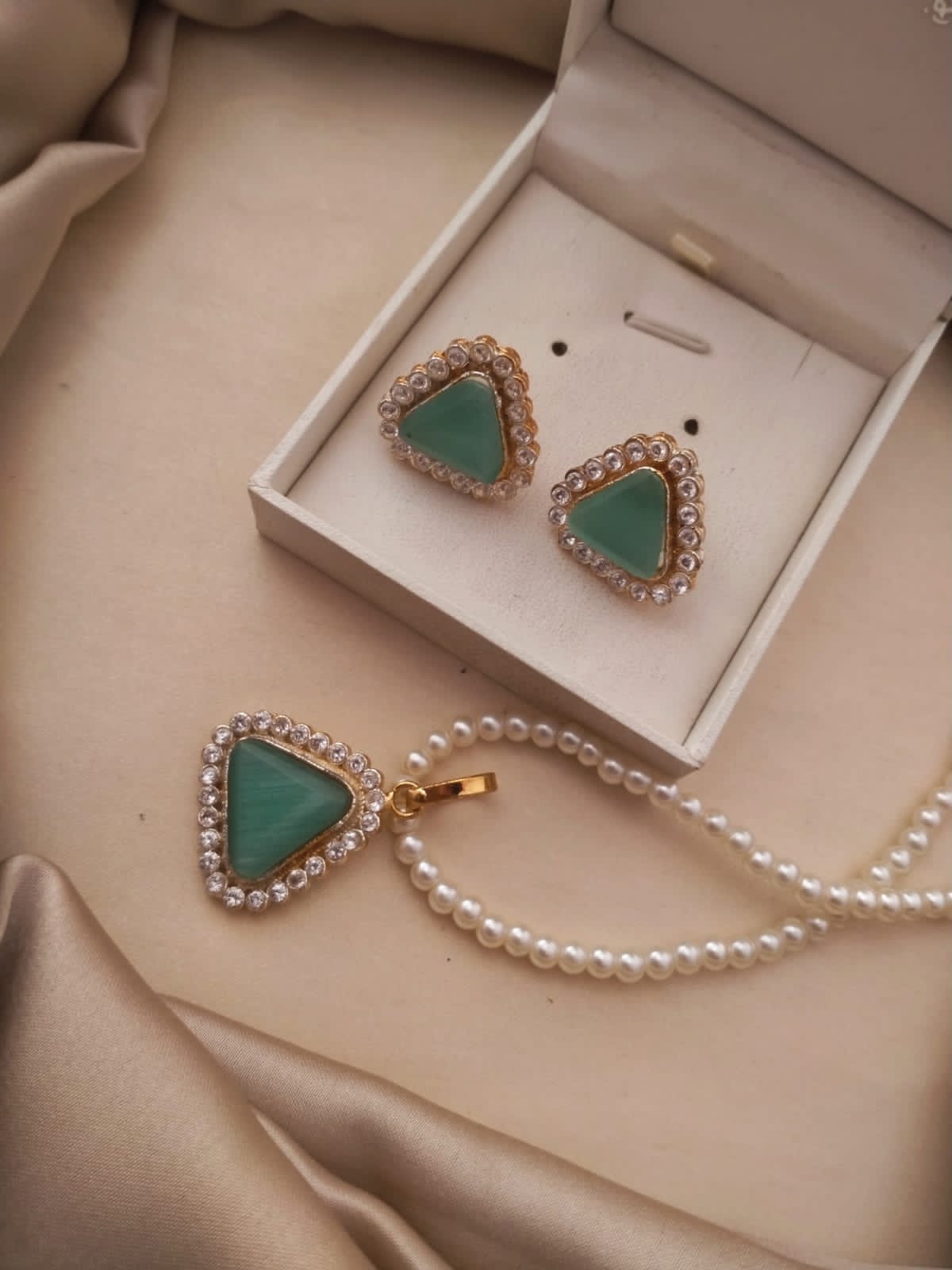 Pendant Set