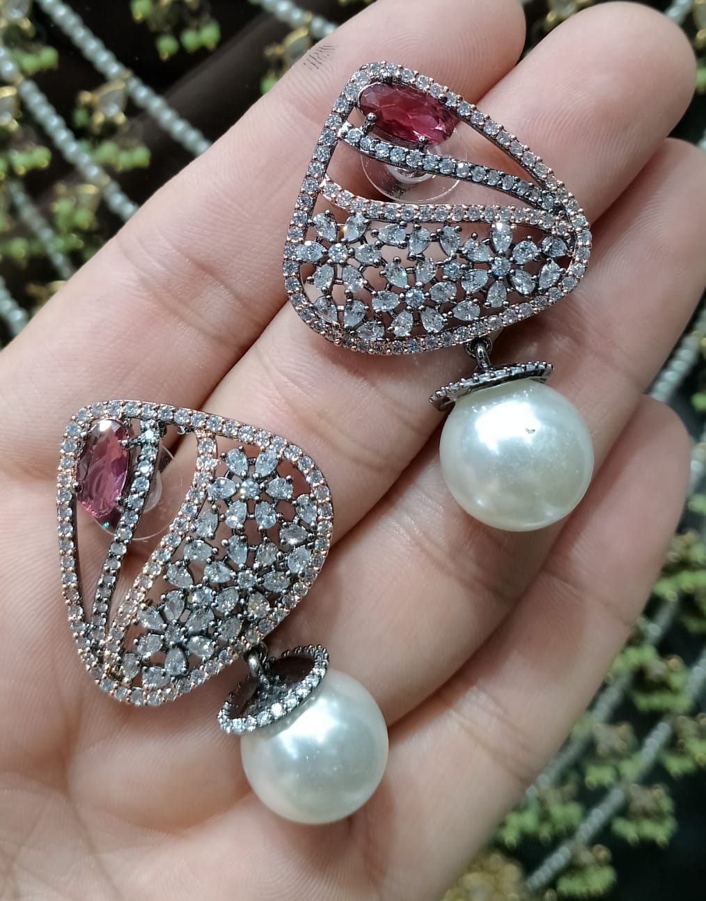 Zircon Tops
