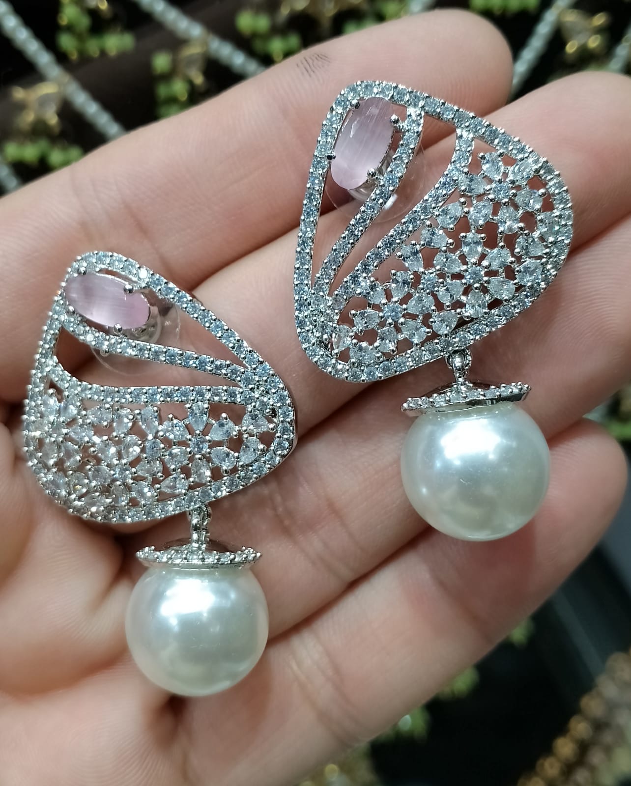 Zircon Tops