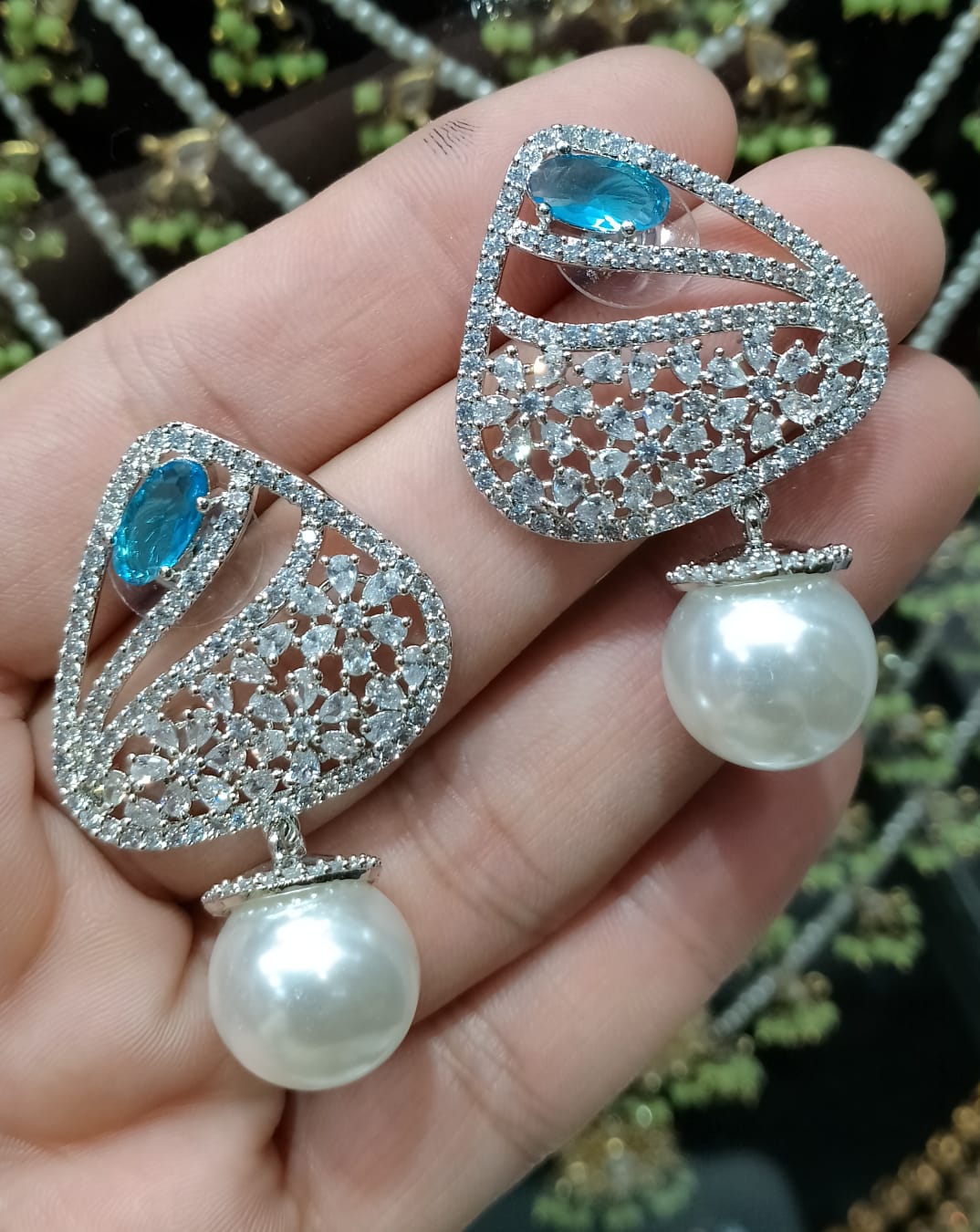Zircon Tops