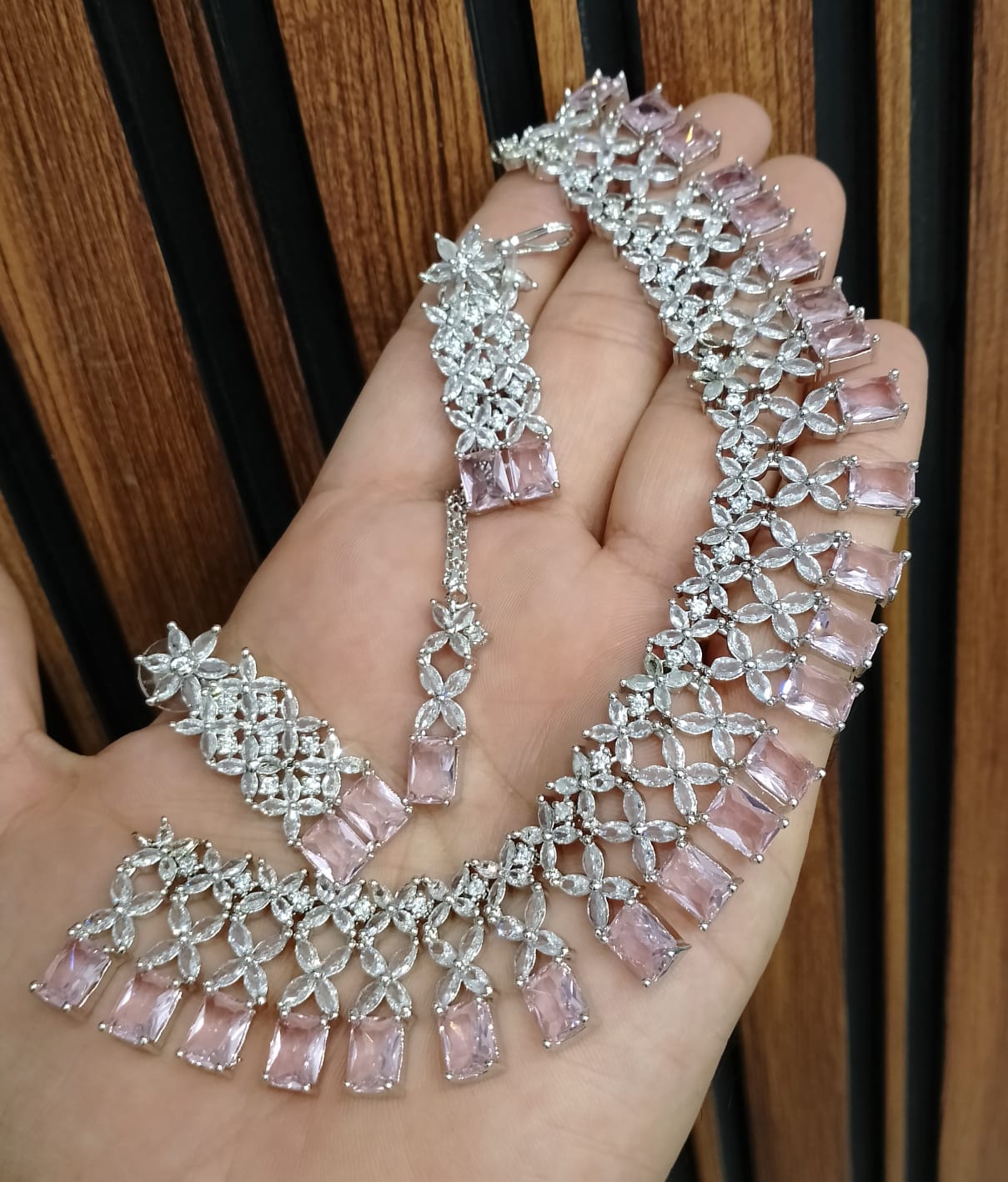 Zircon Set