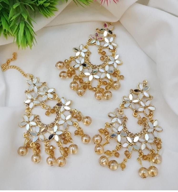 Kundan Earrings Tika