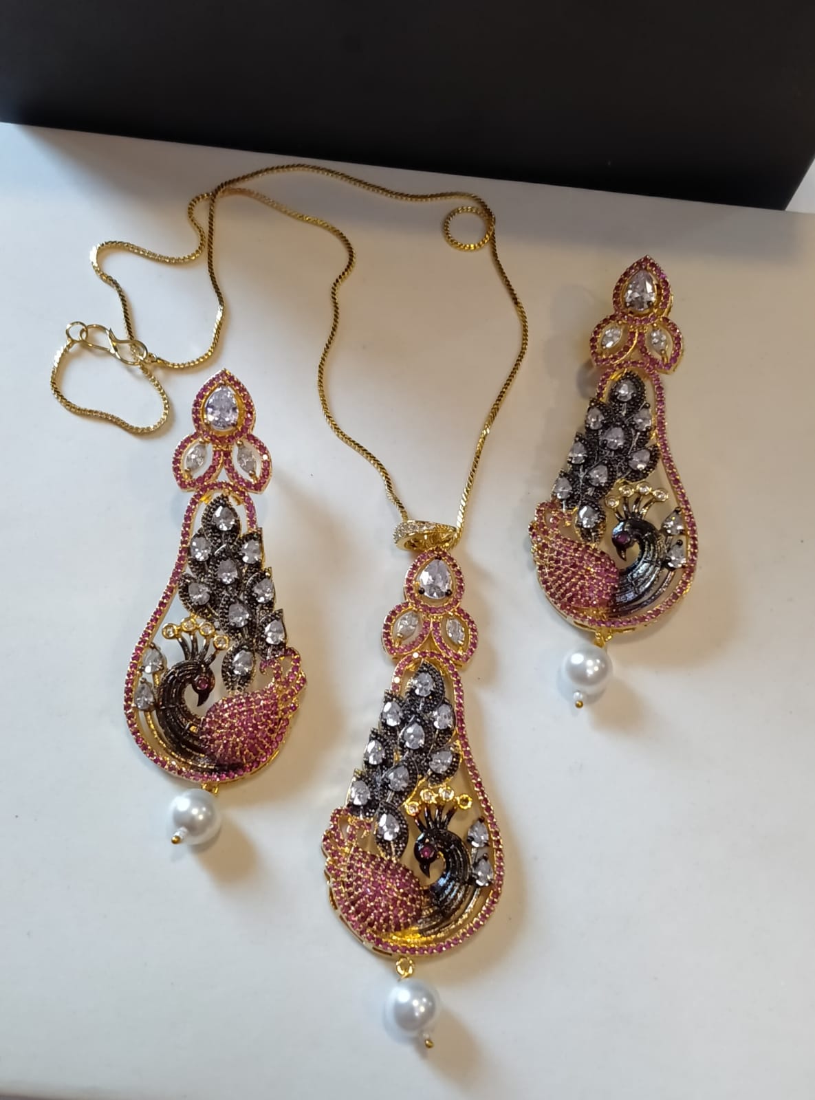 Pendant Set