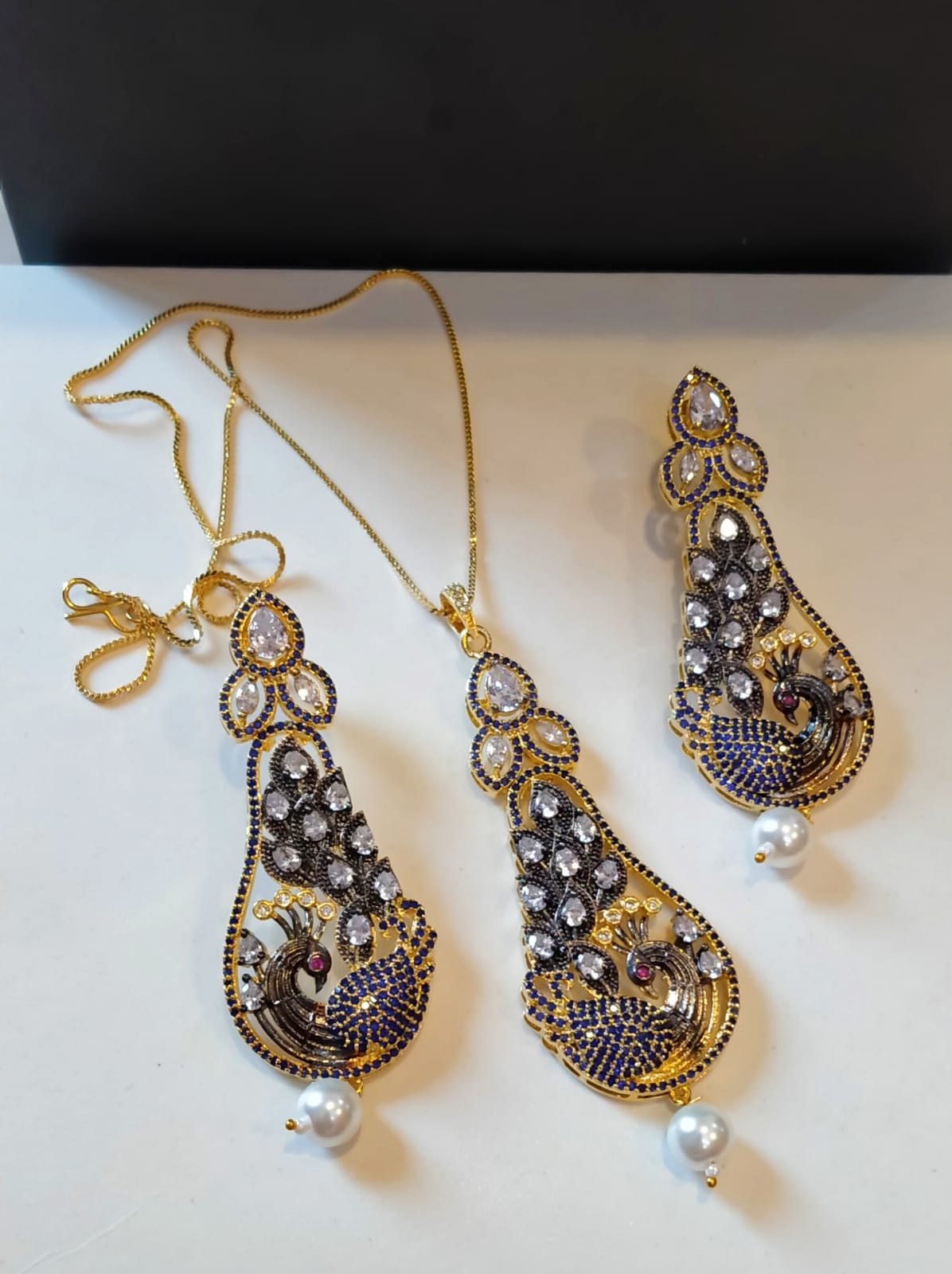 Pendant Set
