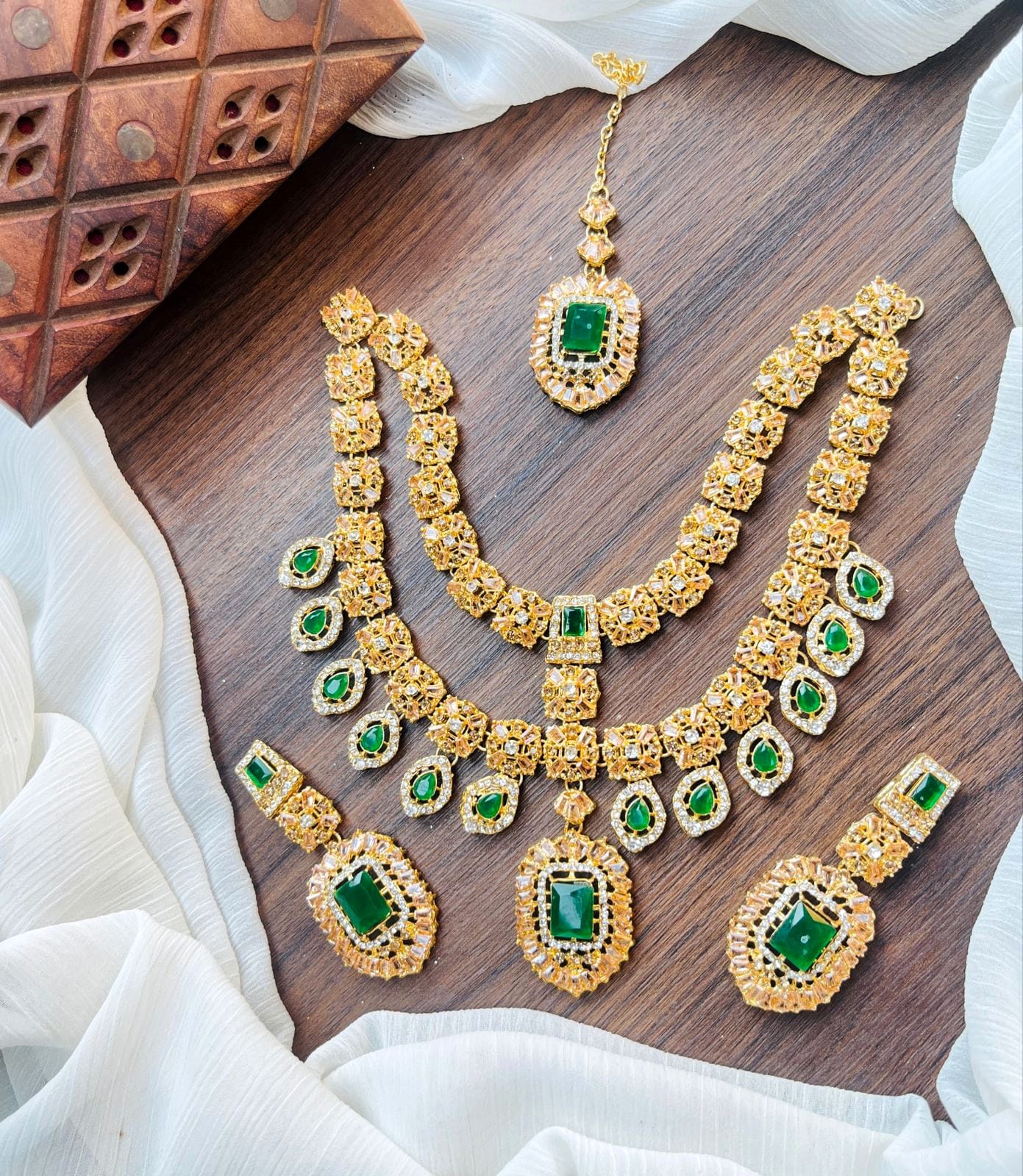 Necklace Set