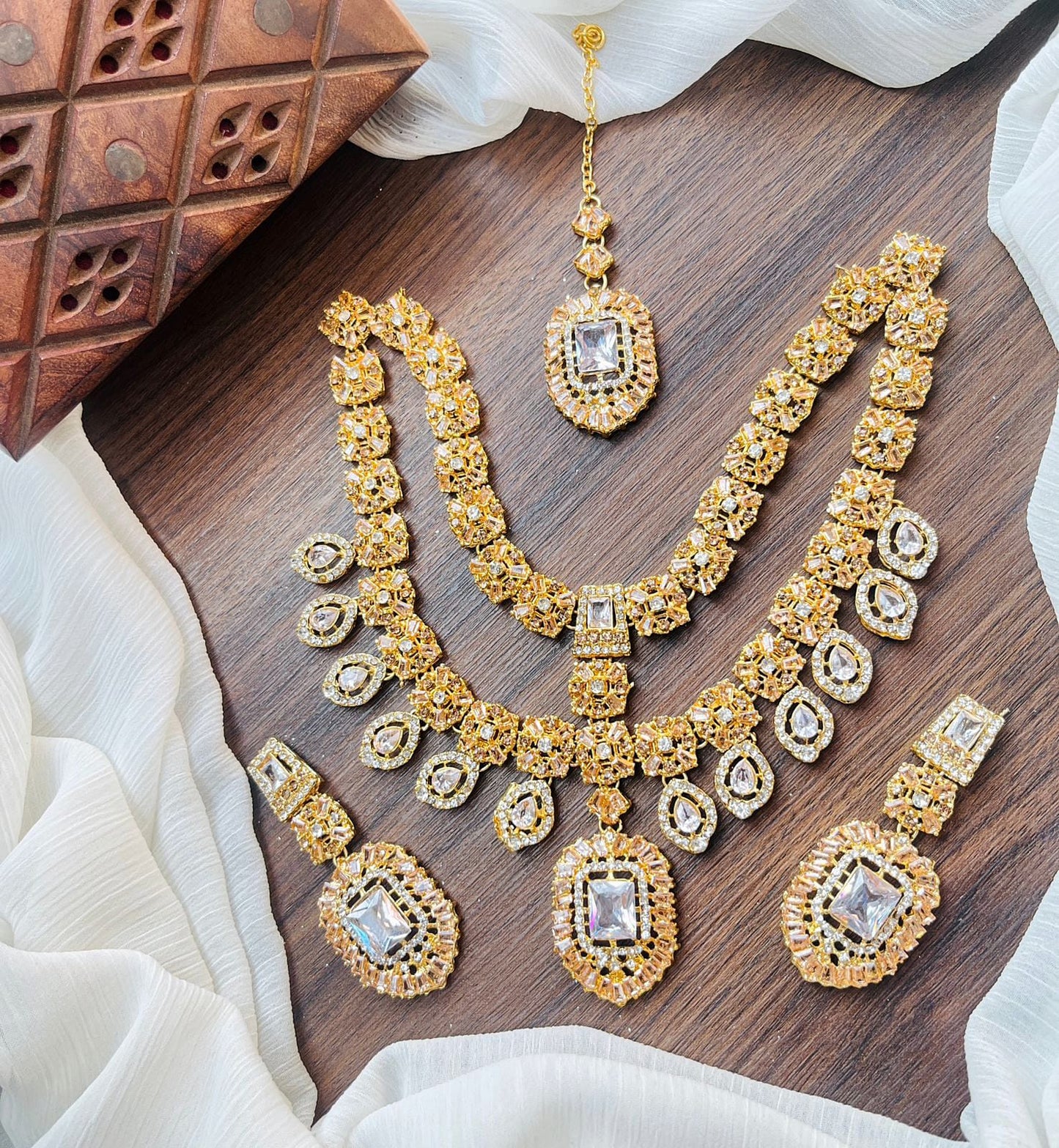 Necklace Set