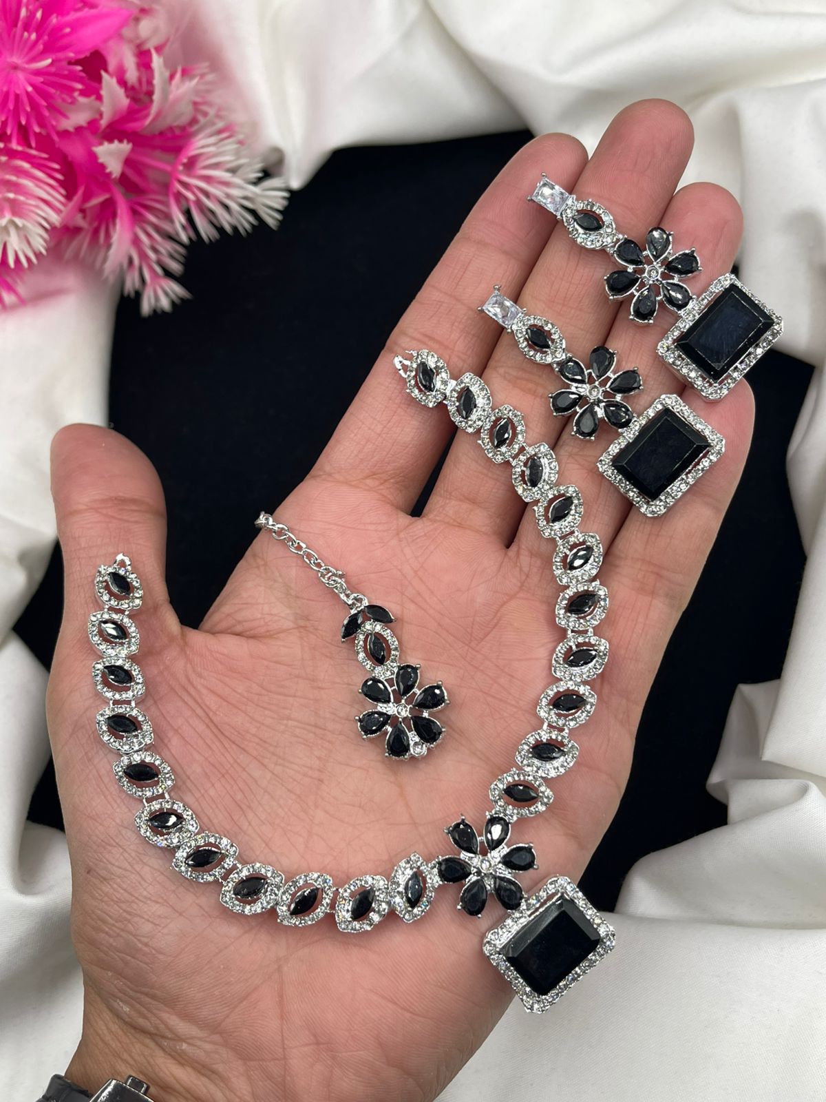 Necklace Set