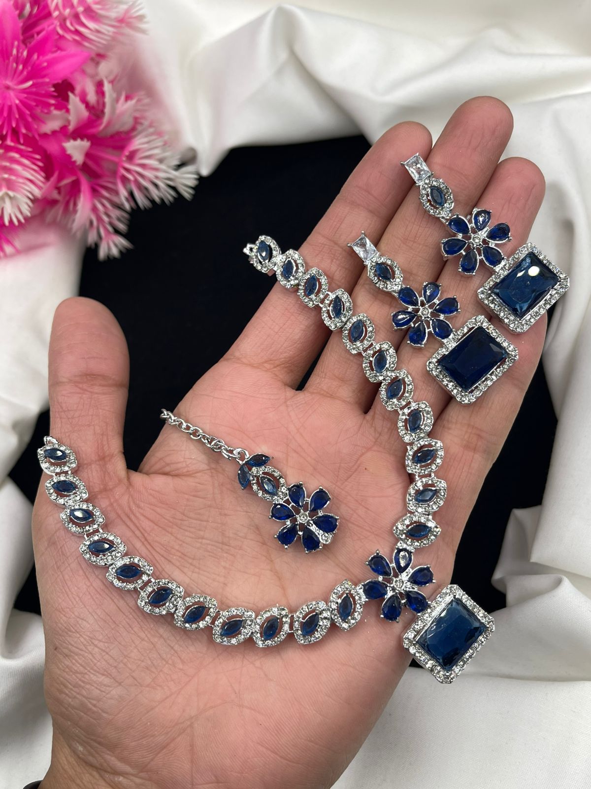 Necklace Set