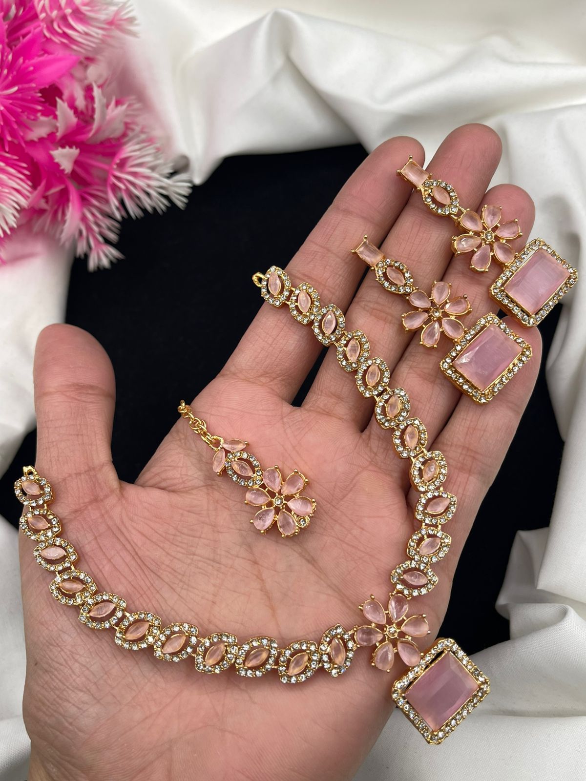 Necklace Set