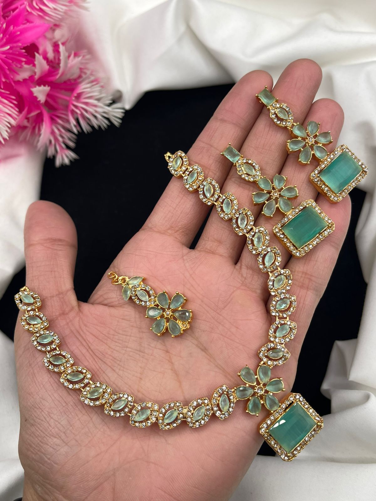 Necklace Set