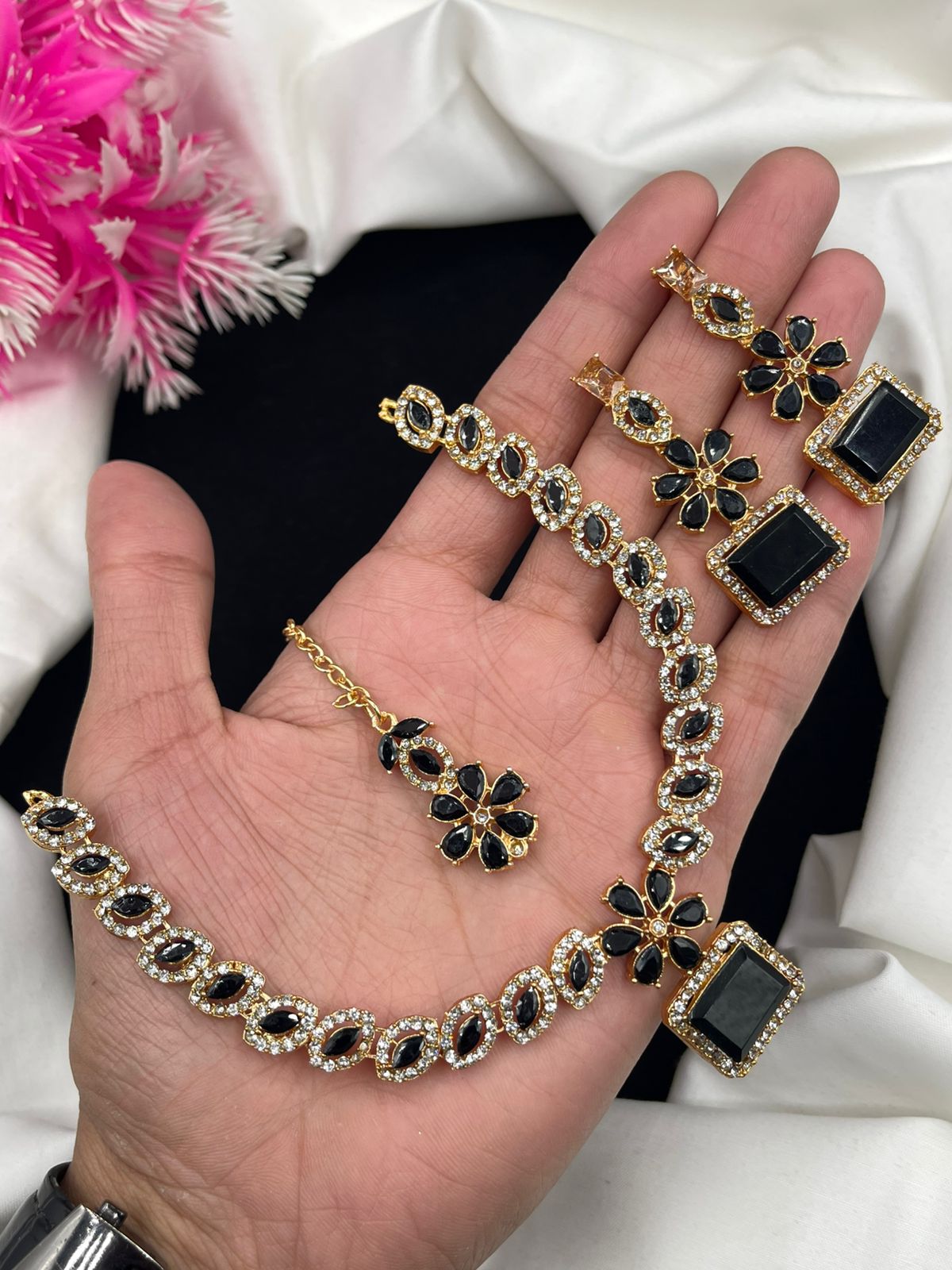 Necklace Set