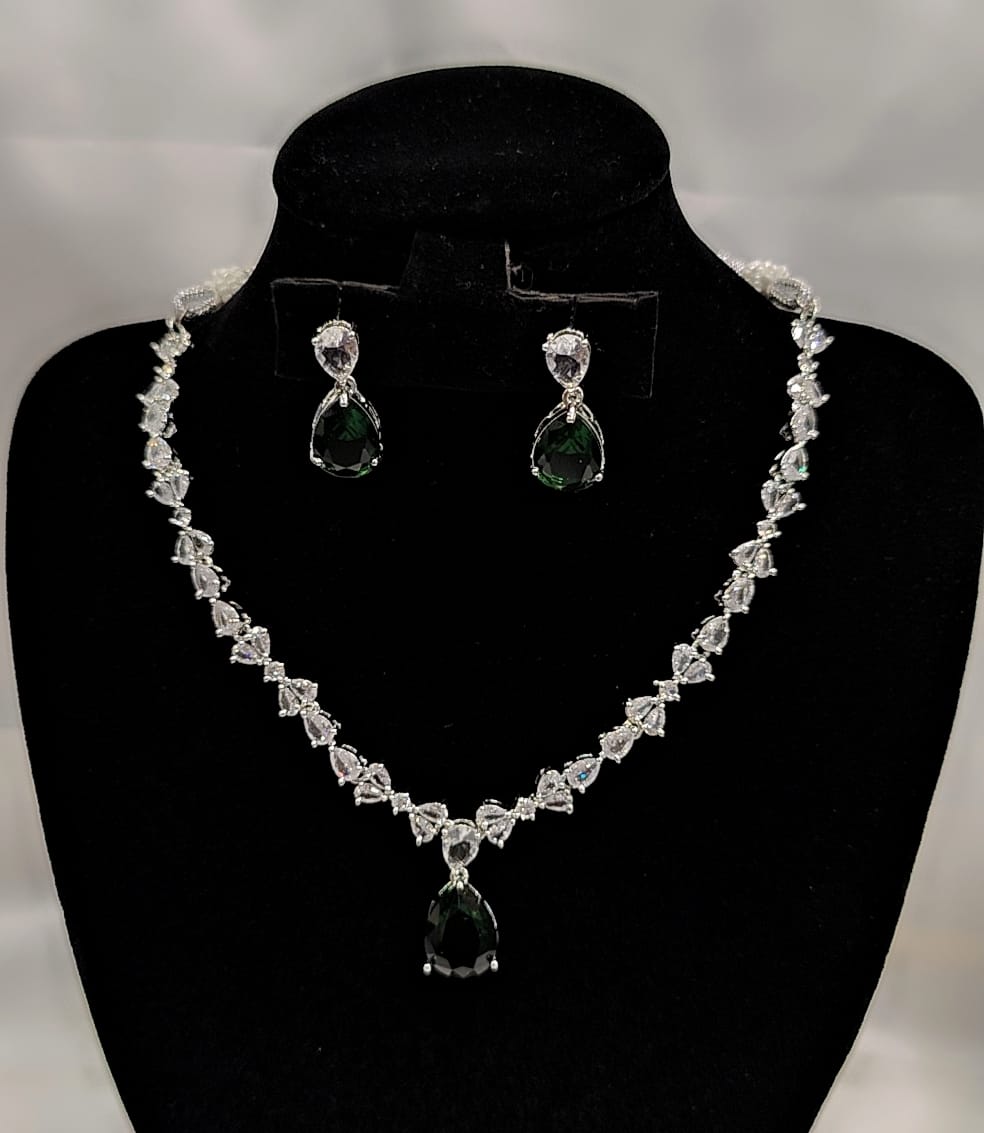 Zircon set